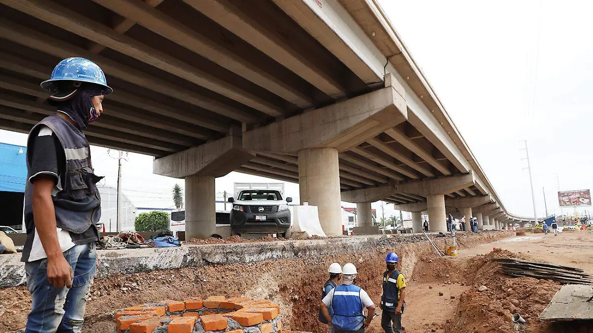 ASEGURADA LA ENTREGA DE PUENTES ROCHA CORDERO Y PEMEX ANTES DE TERMINAR LA GESTIÓN 2